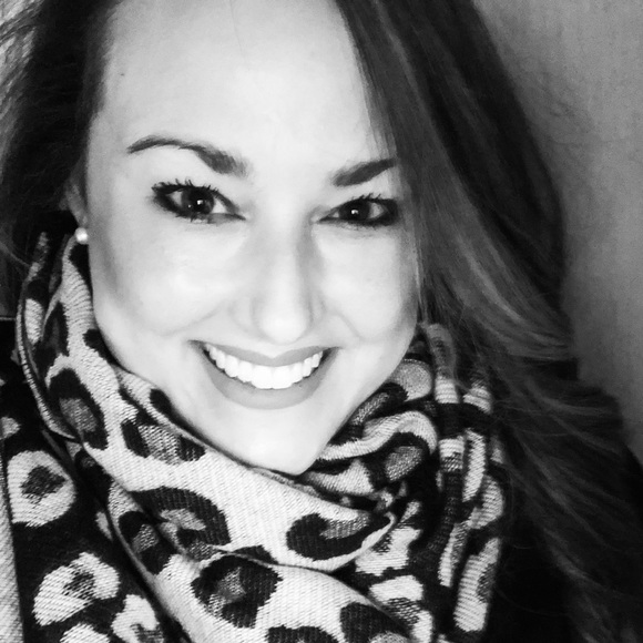 Meet Your Posher! - Picture 1 of 1